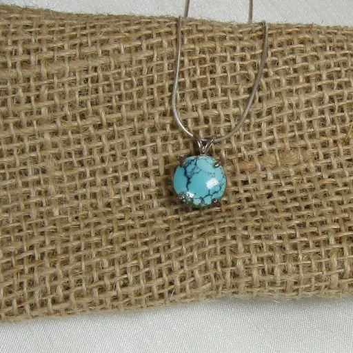 wave-shaped charm necklace-Classic Turquoise Pendant Necklace