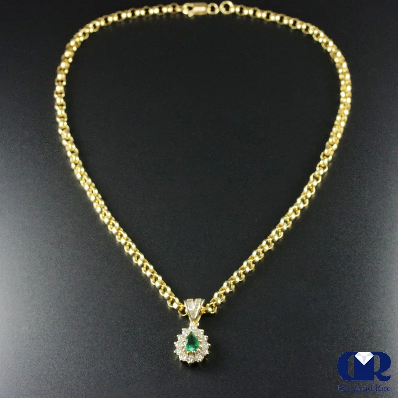 lavish statement necklace-Natural 2.67 Ct Pear Shaped Emerald & Diamond Drop Pendant Necklace 14K Yellow Gold