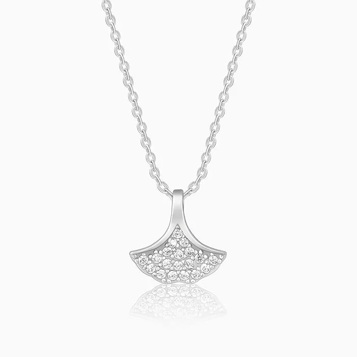 tendril gold necklace-Silver Ginko Leaf Pendant With Link Chain