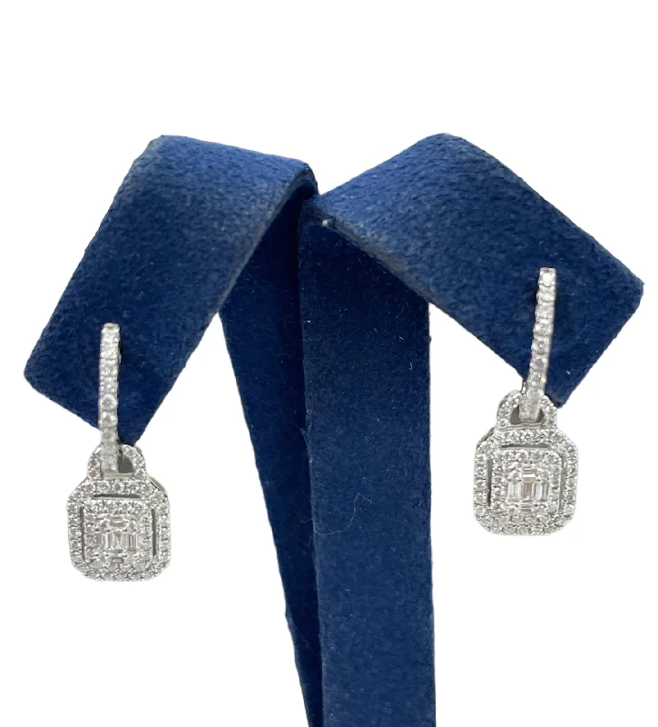 ribbed silver earrings-Baguettes and Round Brilliant Cluster Diamond Earrings White Gold 18kt